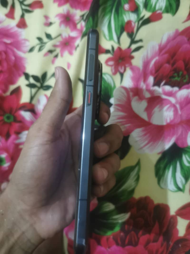 Honor Magic 7 pro 2