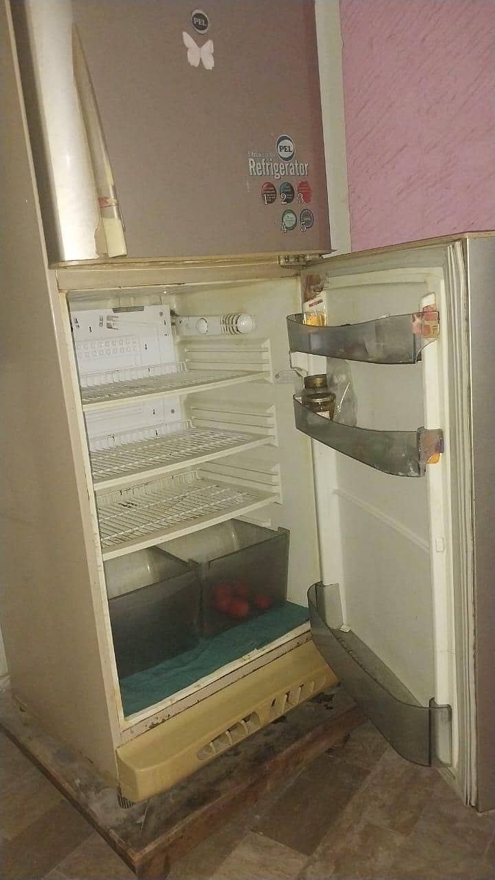 refrigerator 4