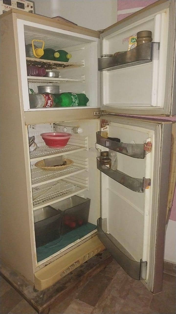 refrigerator 8