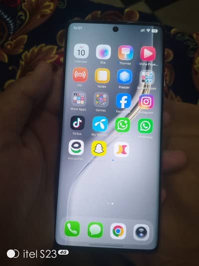 Tecno CAMON 40 Pro