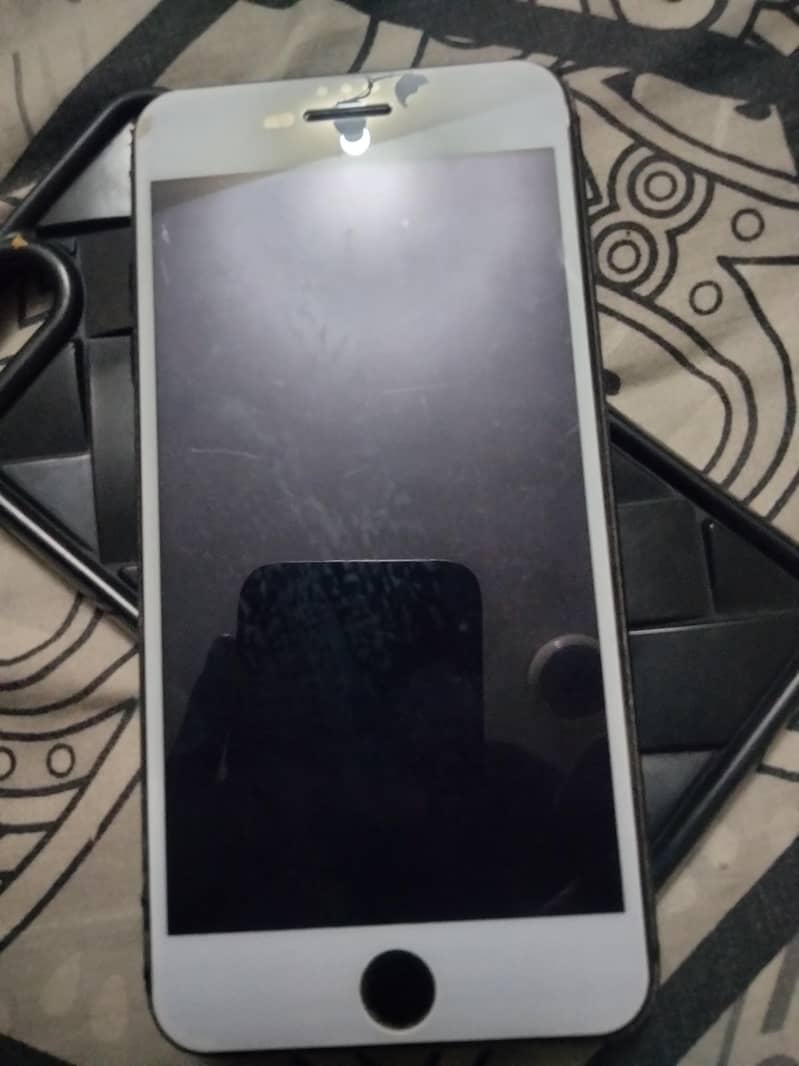 Apple iPhone 7 Plus 2