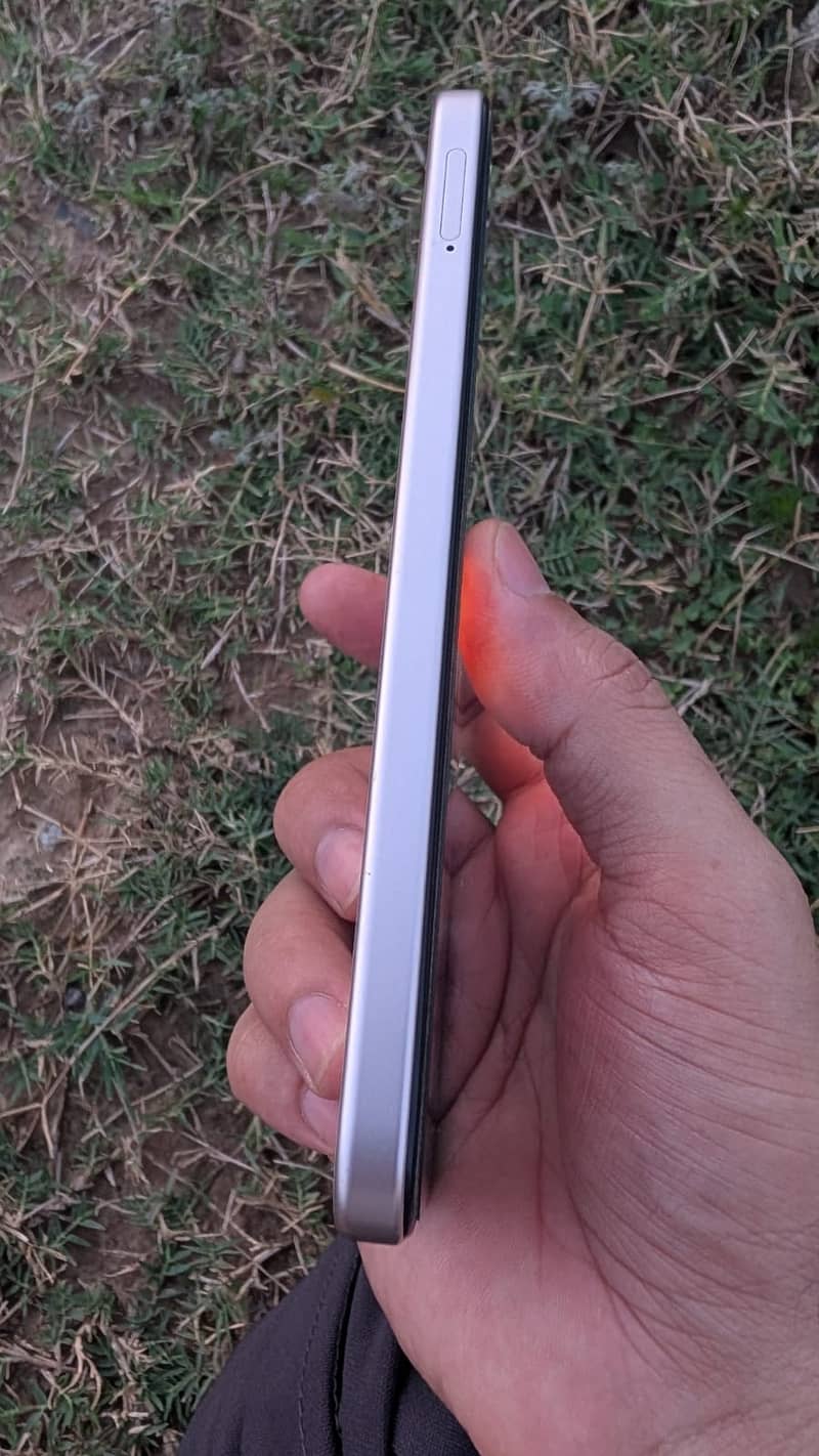 OPPO A6 2