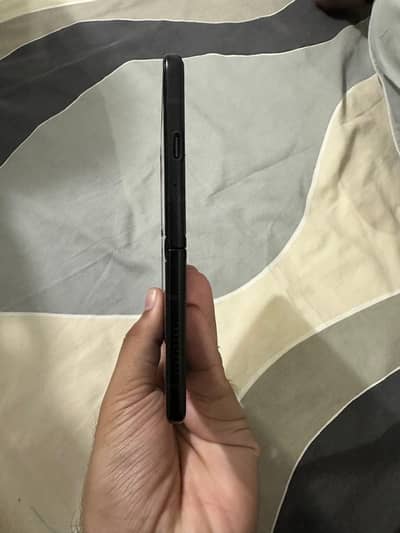 Samsung Mobile Z Fold 3