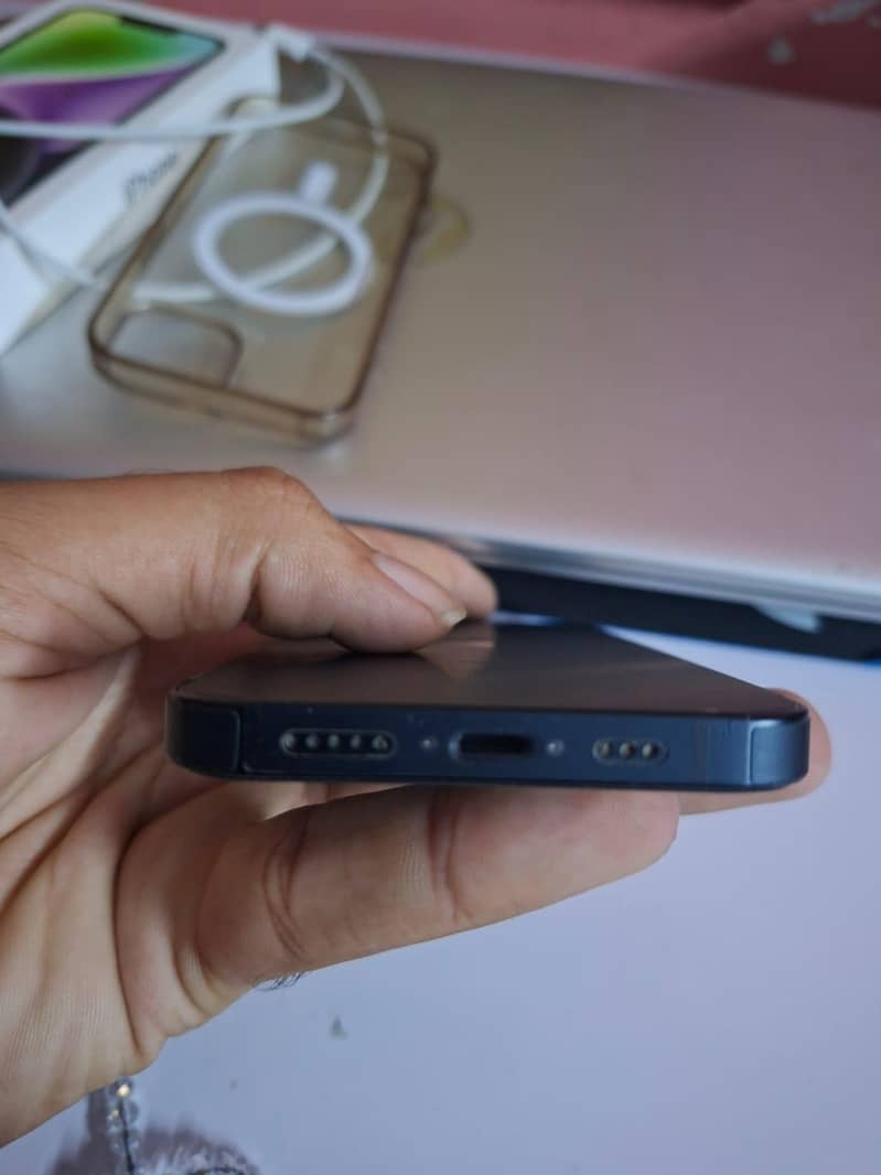 Apple iPhone 14 8