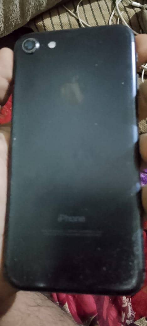 Apple iPhone 7 2