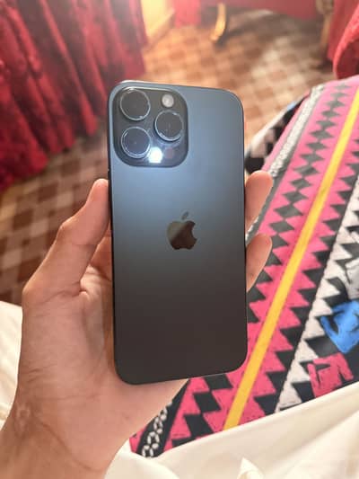 Apple iPhone 16 Pro Max