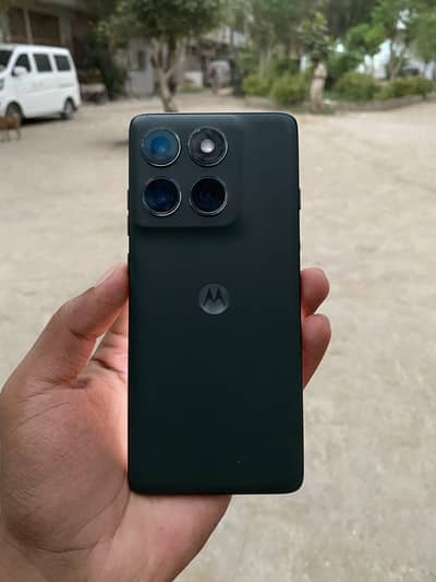 Motorola Edge 2025
