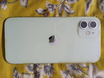Apple iPhone 12