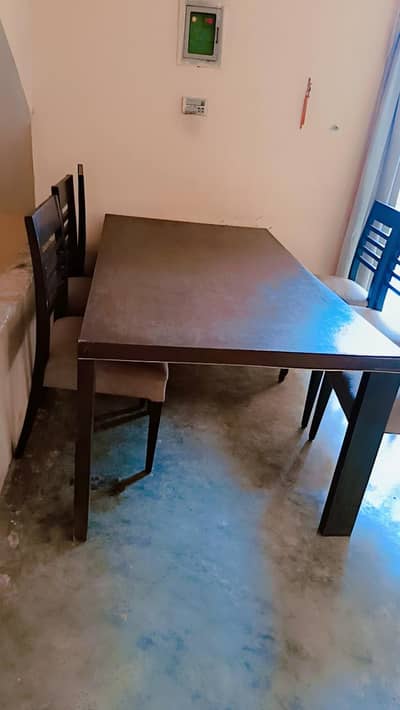 Dinning table with 6 chairs