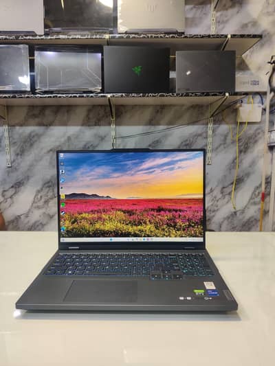 Lenovo Legion pro 5 Gaming Laptop i7-13700HX RTX 4070 16GB DDR5 QHD