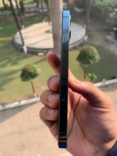 Apple iPhone 12 Pro