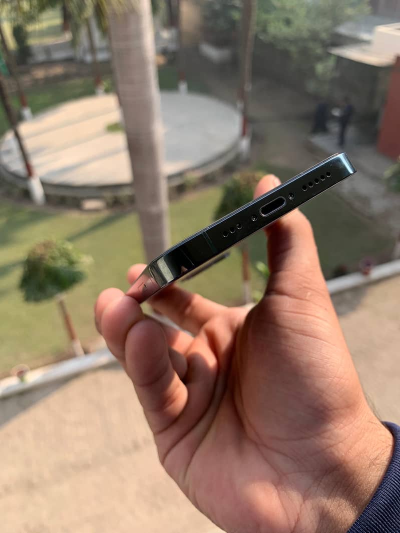 Apple iPhone 12 Pro 5
