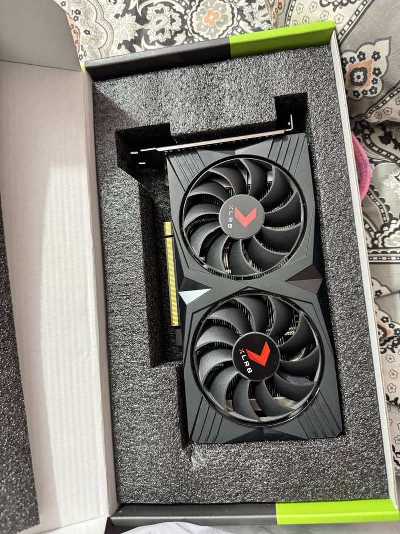 RTX 4060 8gb 1