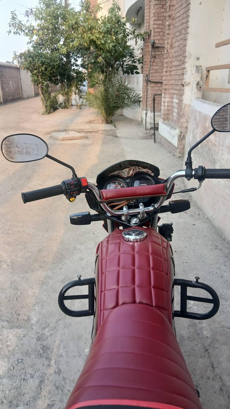 بالکل نیو بھت کم چلی آفٹر مارکیٹ 31روپے کا خرچہ ھے جو دیکھ سکتے ھے 2
