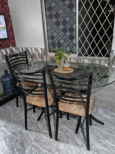 4 chair iron dining table