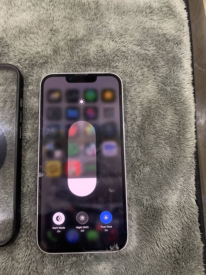 Apple iPhone 14 1
