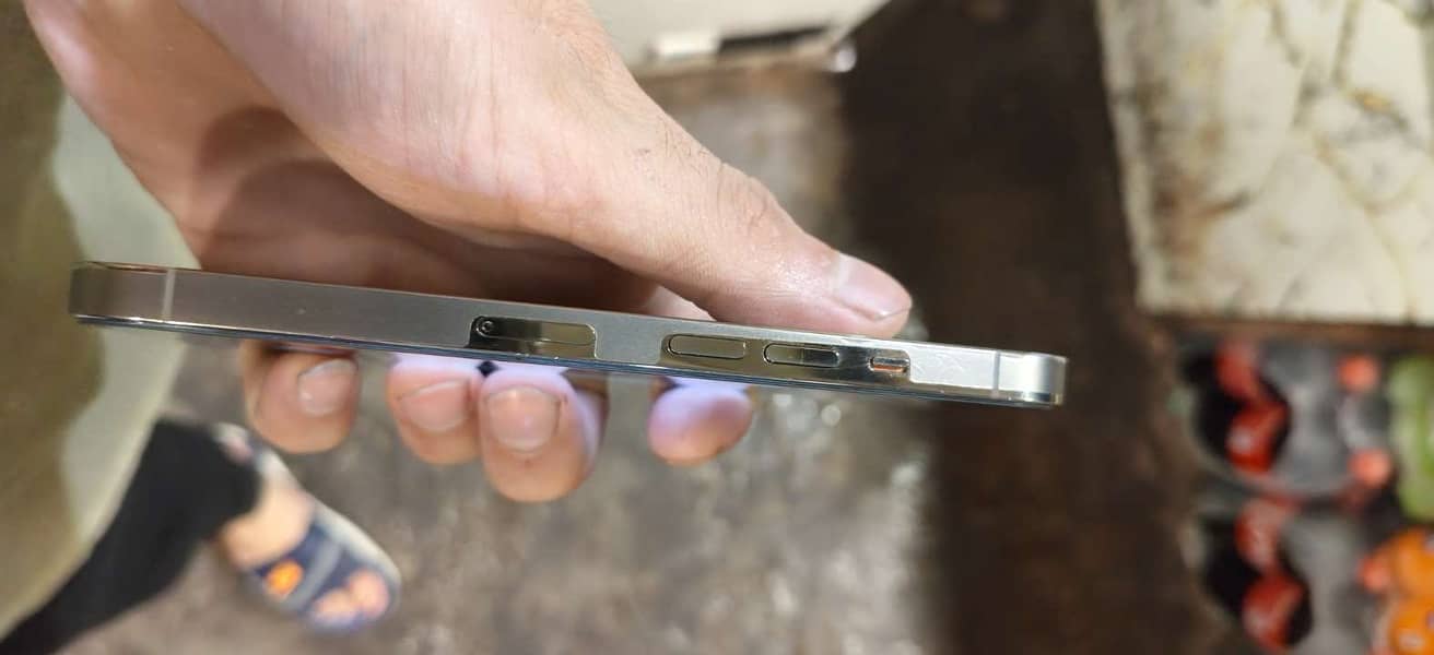 Iphone 13 pro 4