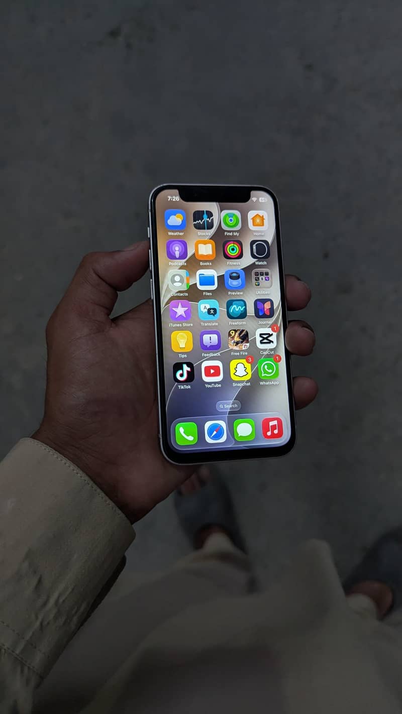 Apple iPhone 13 mini factory unlock 1