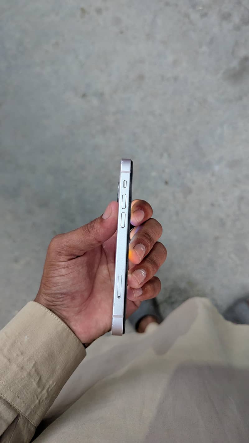 Apple iPhone 13 mini factory unlock 3