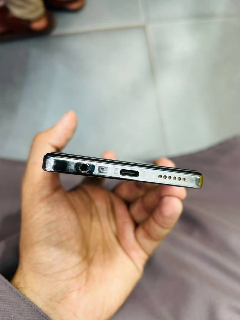Tecno CAMON 30 2