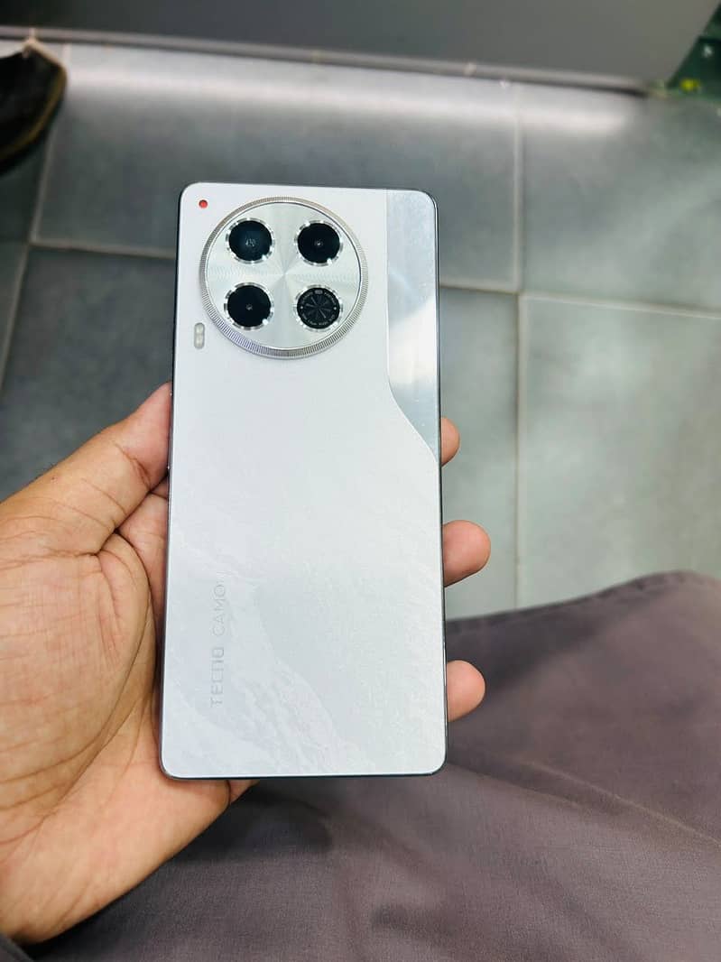 Tecno CAMON 30 3