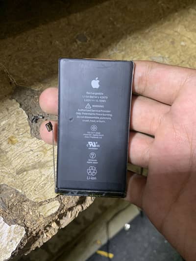 Apple iPhone 12 and 12 pro