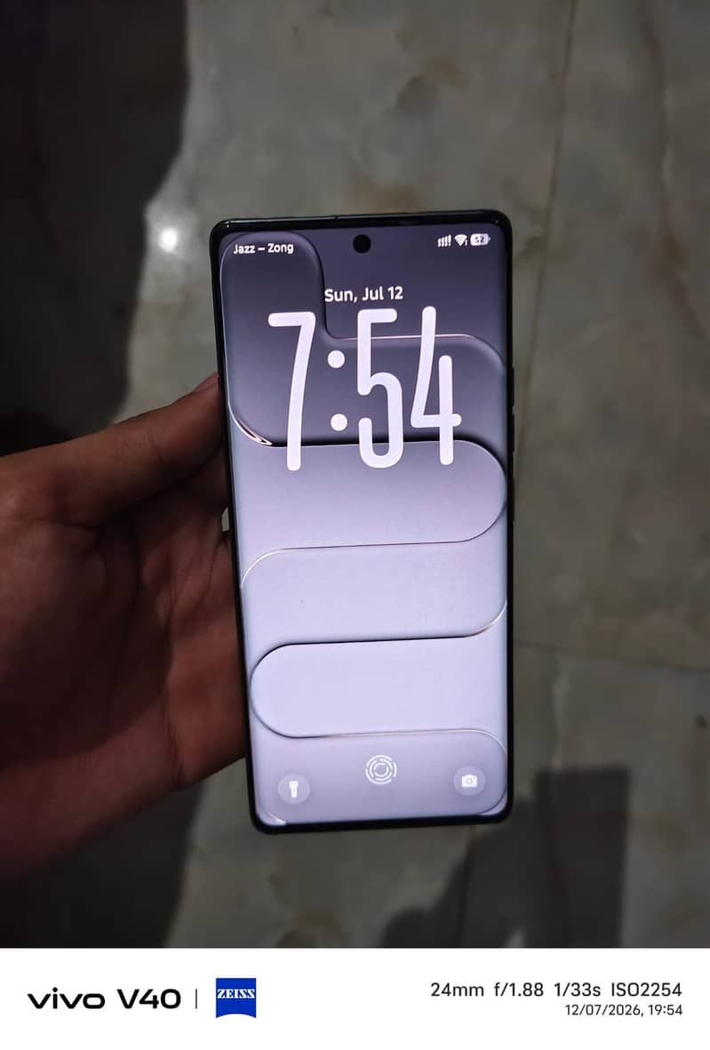 Tecno CAMON 40 Pro 3