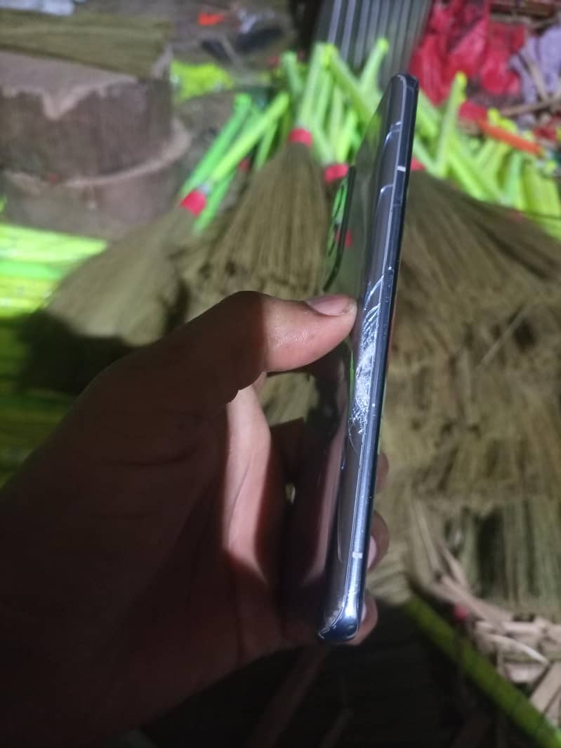 One Plus 9pro 5
