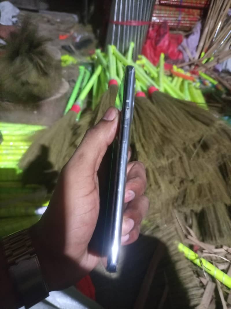 One Plus 9pro 6