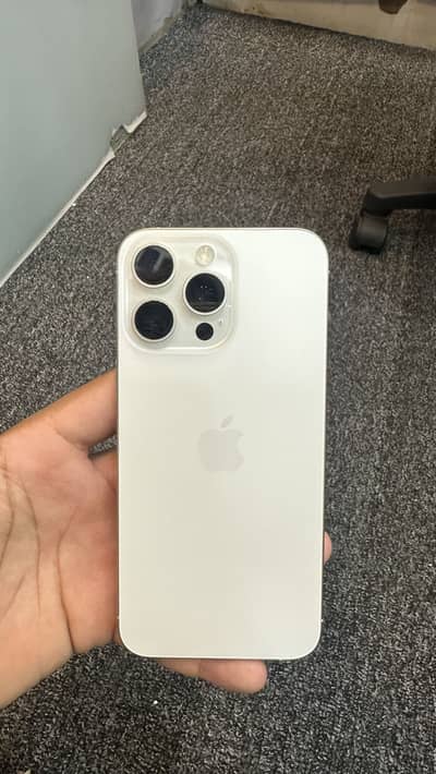 Apple iPhone 15 Pro Max