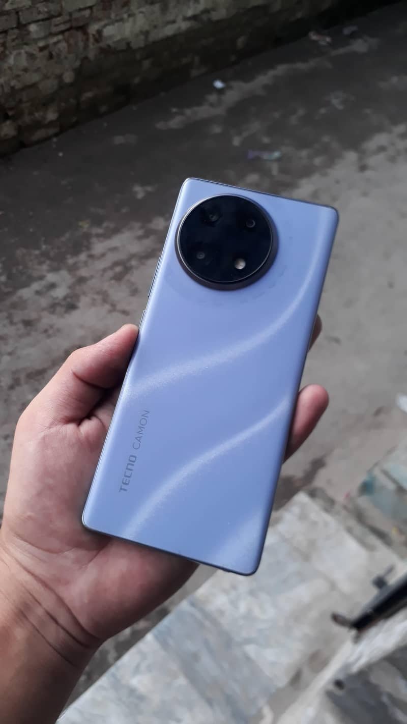 Tecno CAMON 30S 1