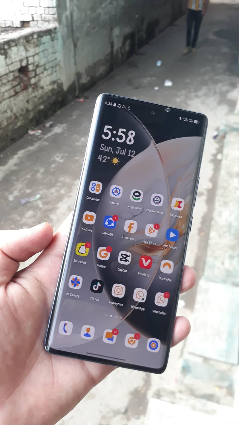 Tecno CAMON 30S 5