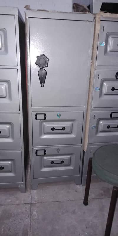 file cabinet / Office Almari / locker