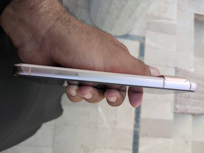 Google Pixel 8 5