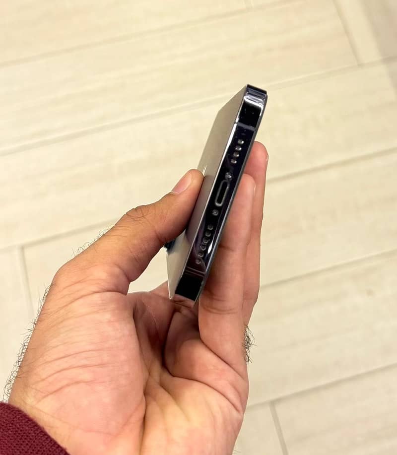 Apple iPhone 14 Pro Max 2