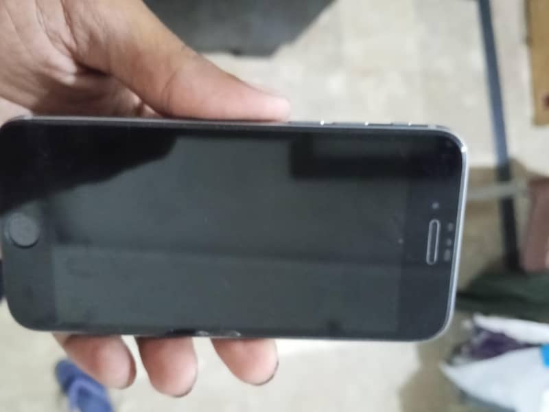 Apple iPhone 6 0