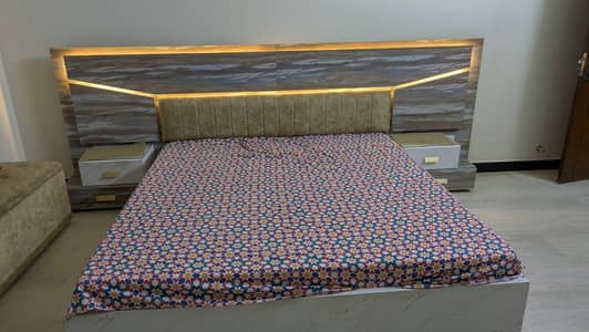 king size premium bed