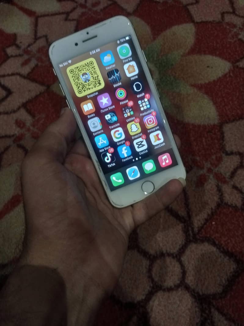 Apple iPhone 8 7