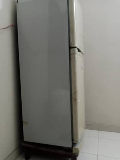 Excellent Condition Fridge for Sale - Scratchless with Body Lamination