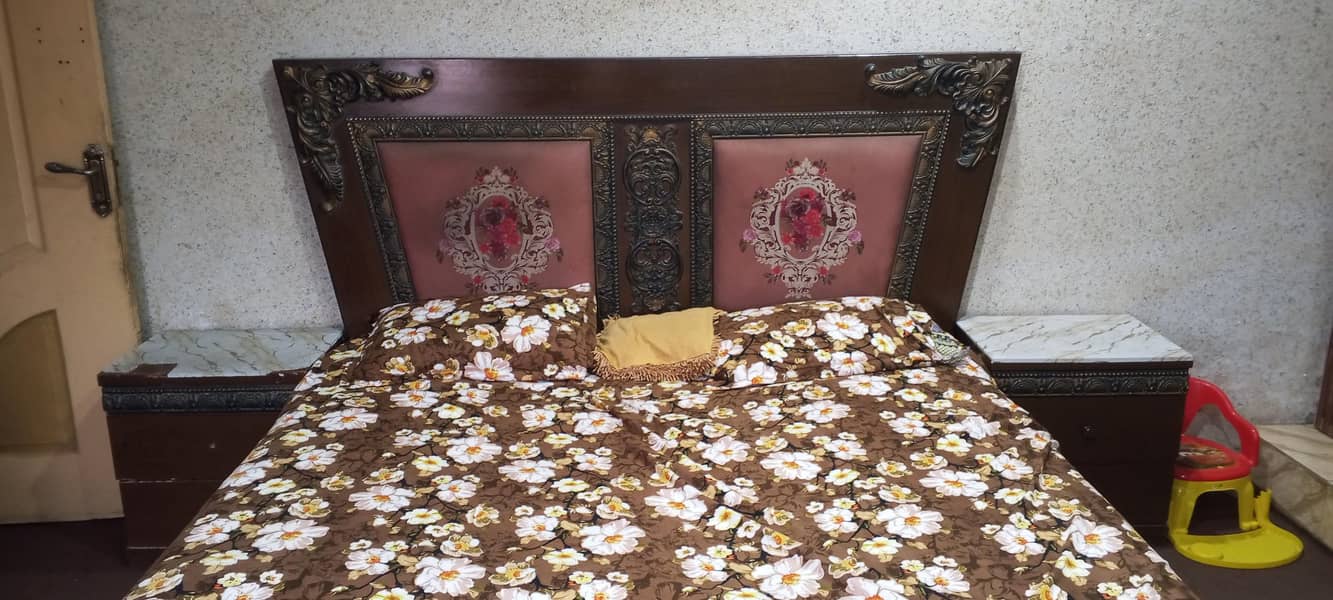 Duble Bed 0