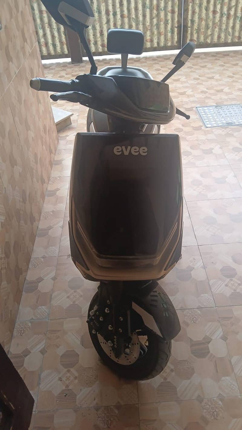 Evee Genz 4