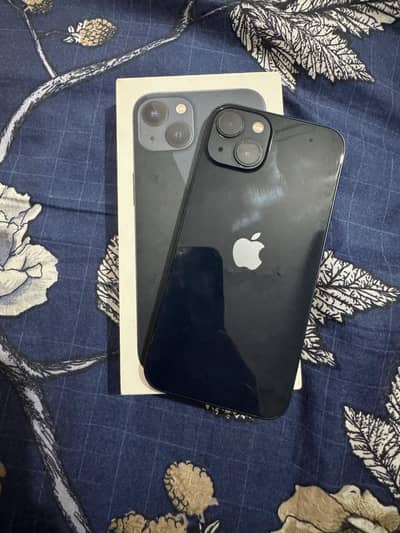 Apple iPhone 13