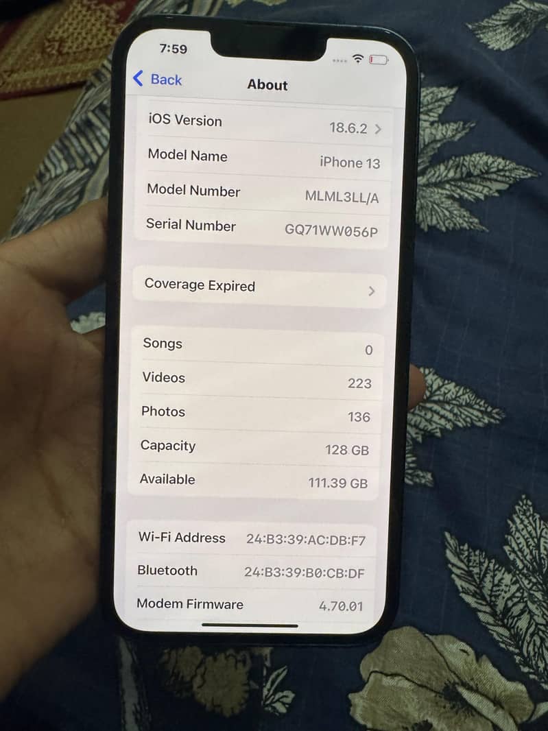 Apple iPhone 13 8