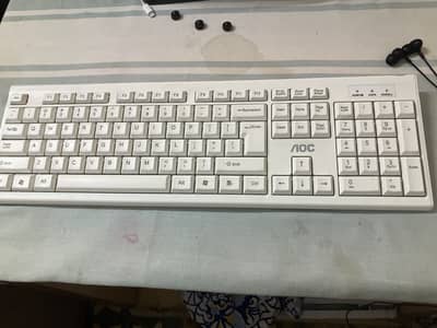 Aoc keyboarr white color
