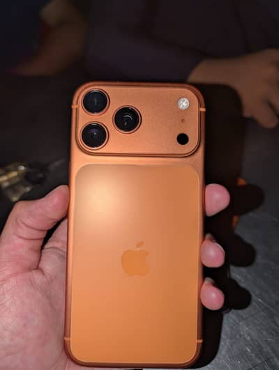 Apple iPhone 17 Pro Max JV Box