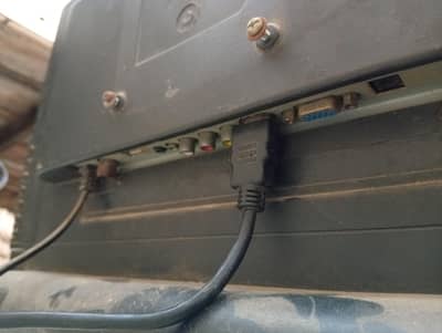 LCD urgent sell read description