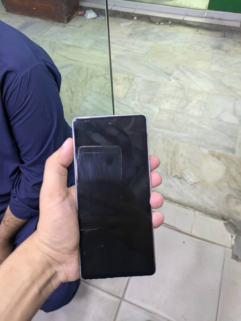 Google Pixel 7 Excellent condition 4