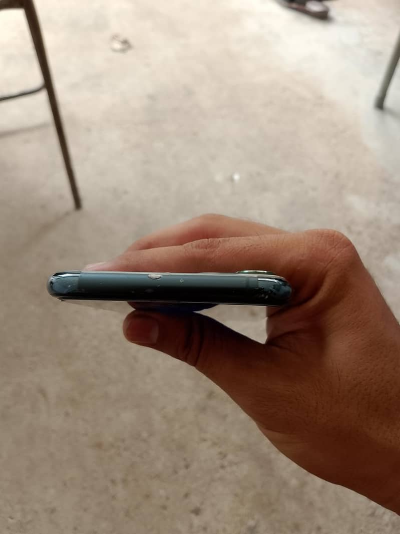 Apple iPhone 11 Pro Max 1