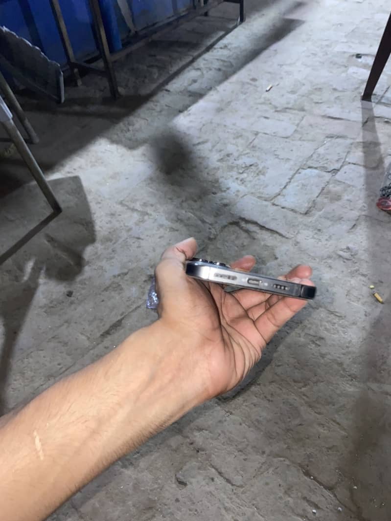 Apple iPhone 13 Pro Max 10
