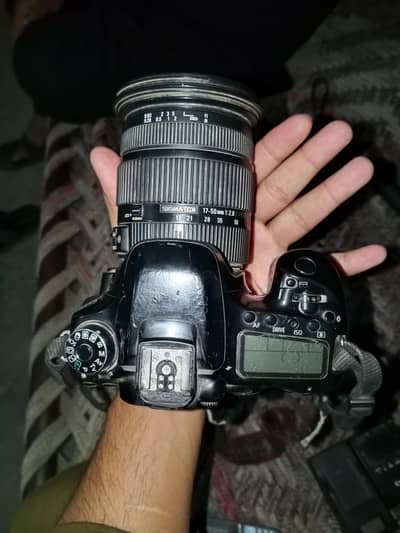 DSLR 80d camera  With Sighma lanz